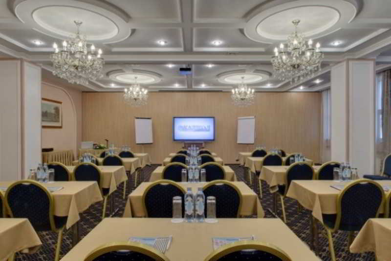 Kazzhol Hotel Astana מראה חיצוני תמונה